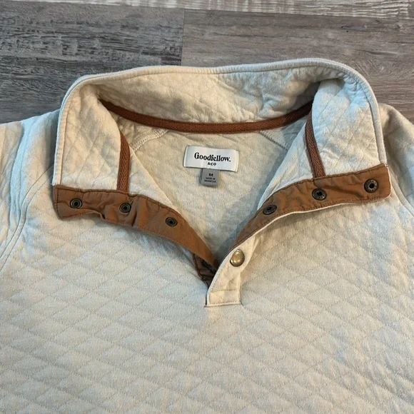 Men’s Goodfellow & Co size M tan sweater - Picture 2 of 3